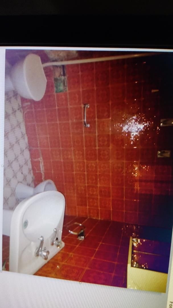 Bany de Finca rústica en venda en Caniles amb Jardí privat, Terrassa i Traster