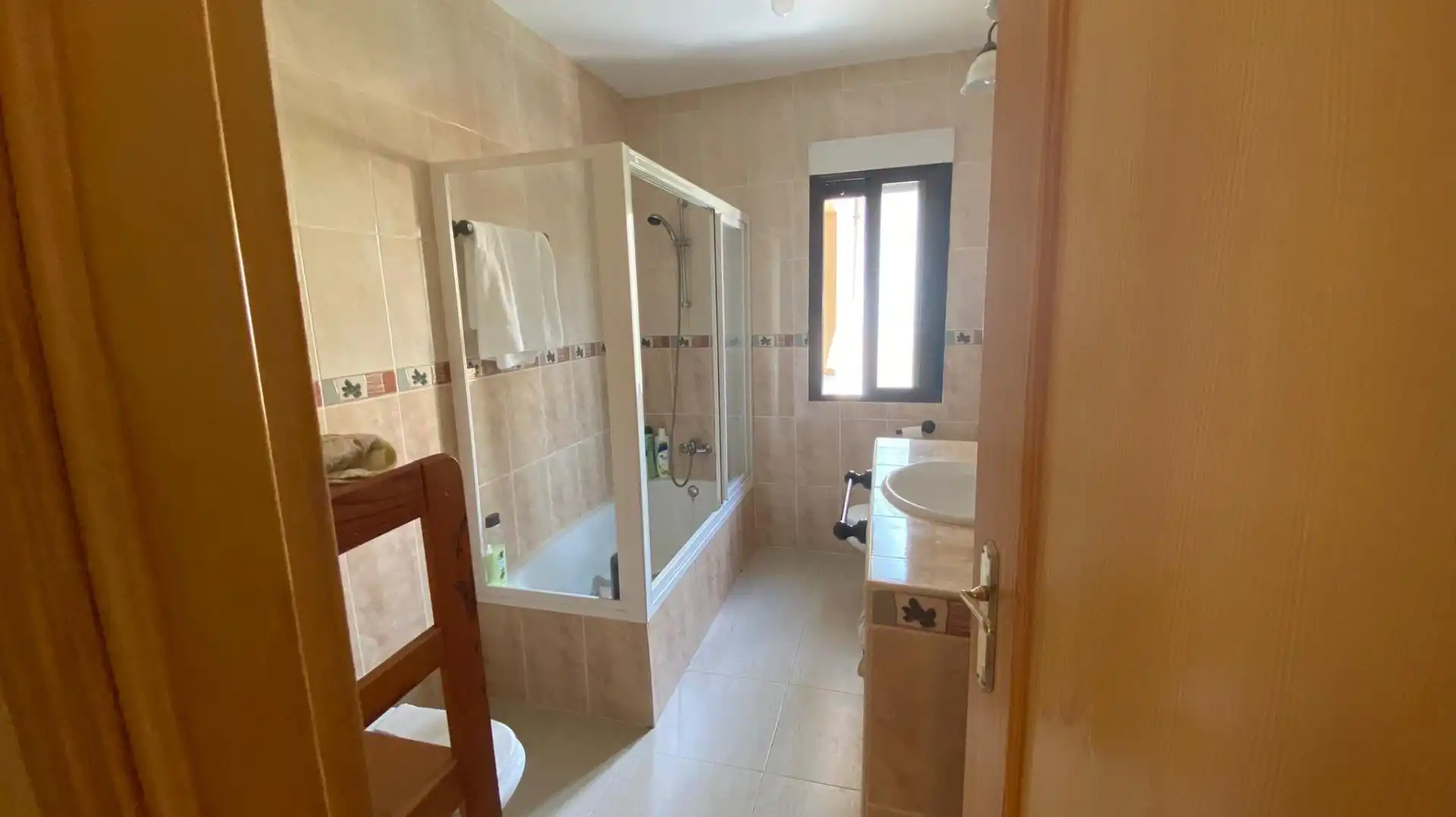 Flat for sale in Avenida de Ramón y Cajal, Jerte Bathroom of Flat for sale in Jerte with Balcony