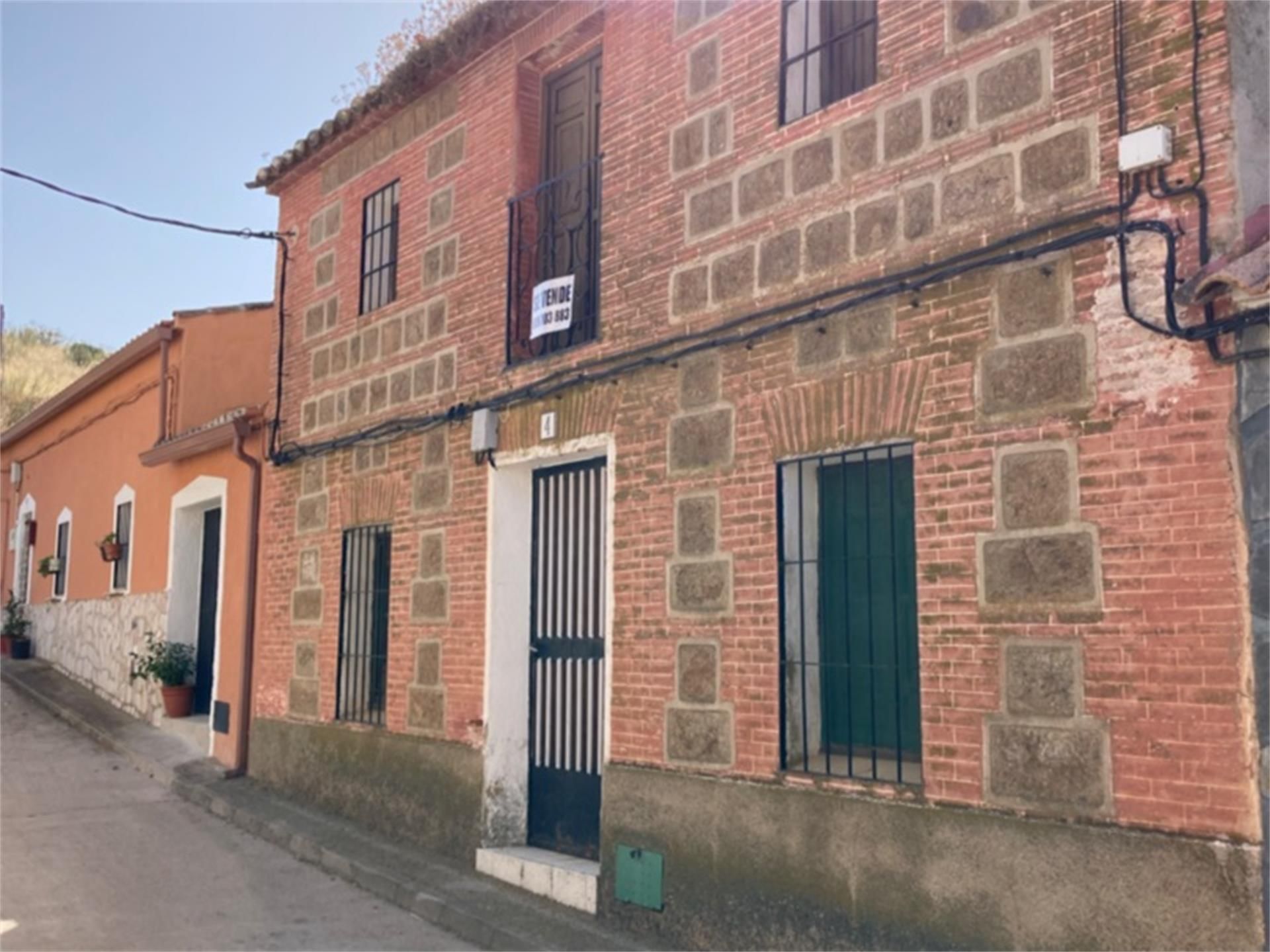 Exterior view of Single-family semi-detached for sale in Retamoso de la Jara