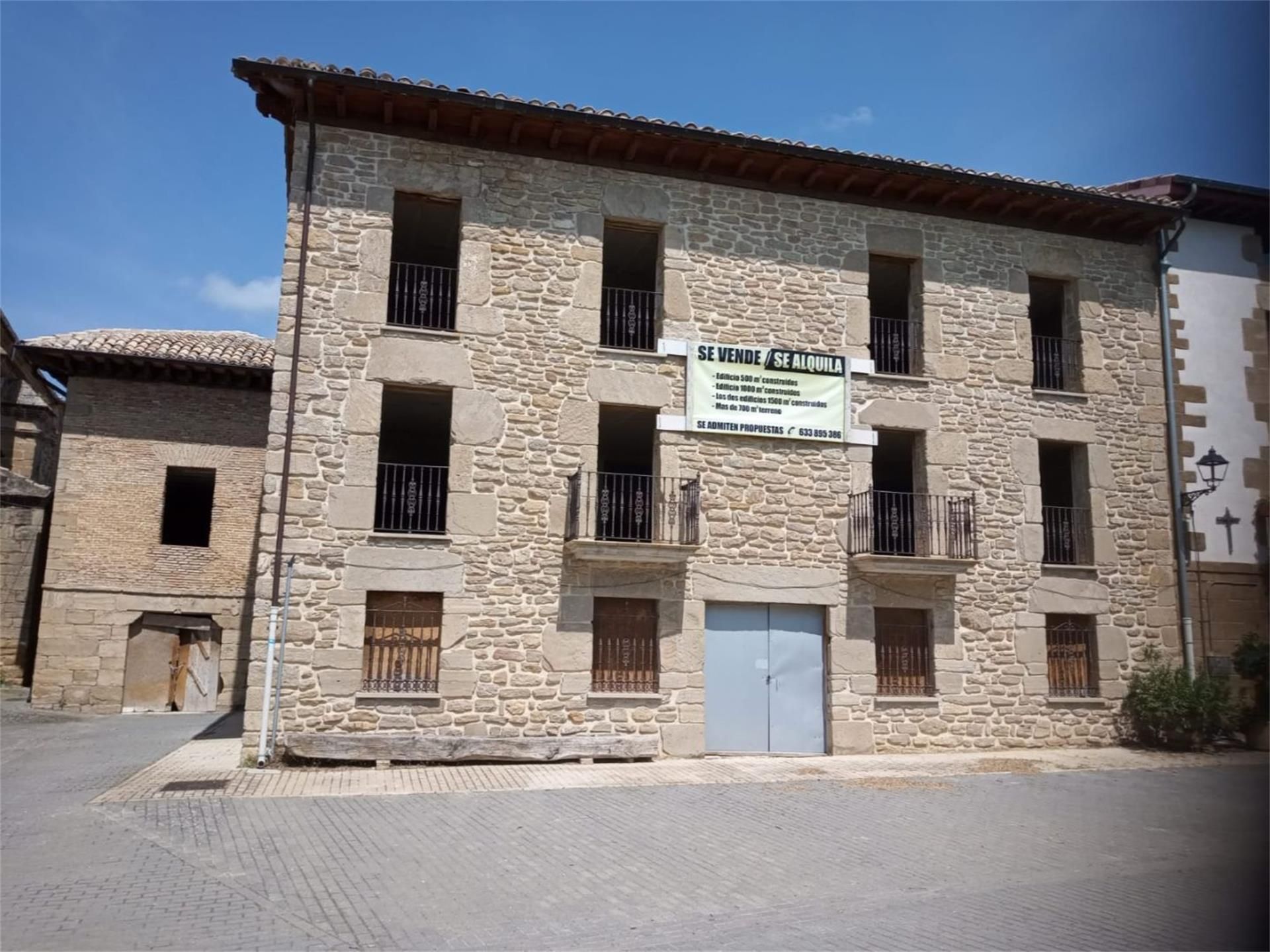 Vista exterior de Casa o chalet en venta en Zizur Mayor / Zizur Nagusia con Jardín privado, Terraza y Piscina