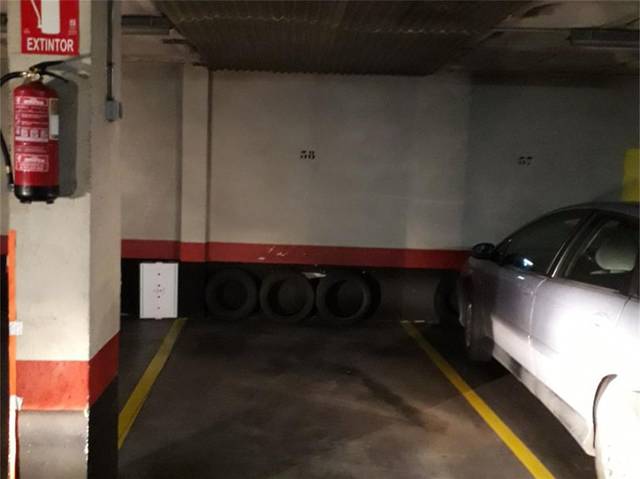 Garaje en Venta en Calle de los Yébenes, 144 en Aluche