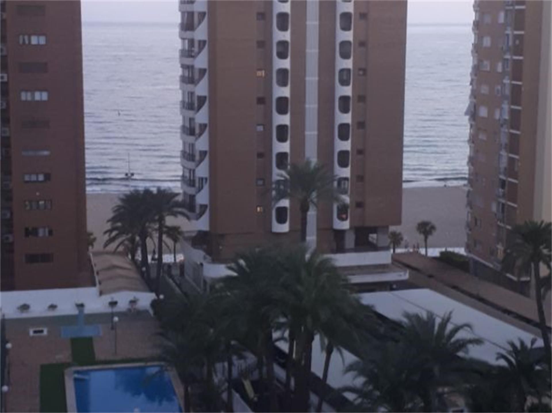 Bedroom of Apartment to rent in Benidorm