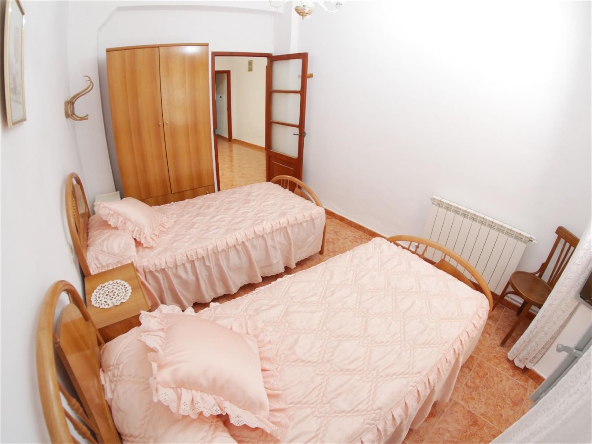 Bedroom of Single-family semi-detached for sale in Campillo de Altobuey  with Heating, Terrace and Storage room
