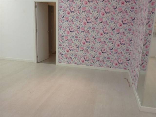 Local comercial en Venta en Calle Don Benito, 3 en Maria Auxiliadora - Barriada de Llera