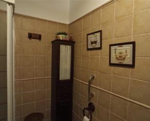 Bathroom of Flat for sale in Fondón  with Air Conditioner, Terrace and Swimming Pool