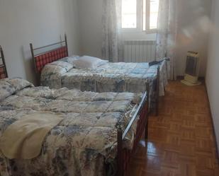 Bedroom of Flat for sale in Alar del Rey