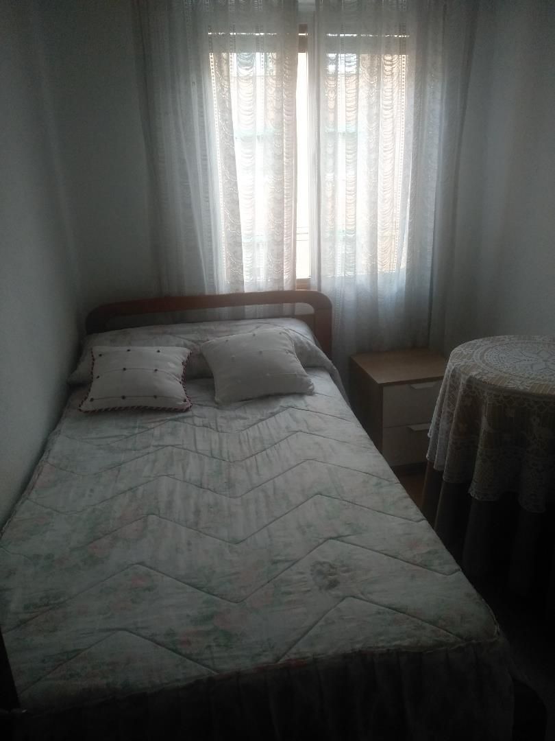Bedroom of Flat to share in Pozuelo de Alarcón