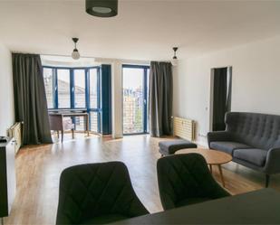 Living room of Flat to rent in  Madrid Capital  with Air Conditioner and Balcony