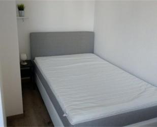 Bedroom of Flat to rent in Salamanca Capital  with Balcony