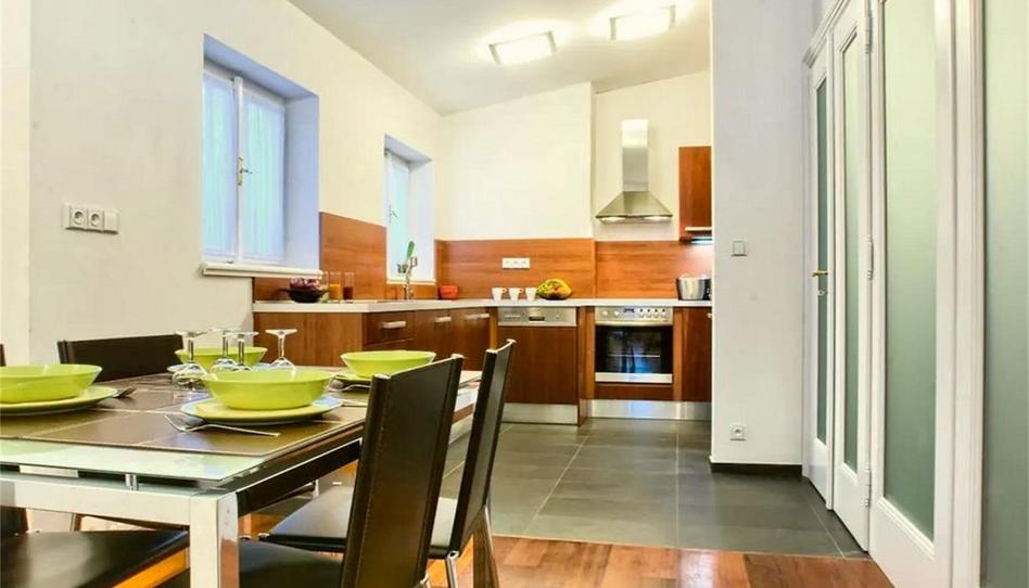 Flat for sale in Plaça de Sant Joan, 4, Centre Vila, Barcelona - image 1 Photo 1 of Flat for sale in Plaça de Sant Joan, 4, Centre Vila, Barcelona