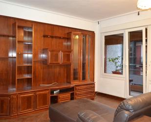 Living room of Flat for sale in Bilbao   with Terrace and Balcony