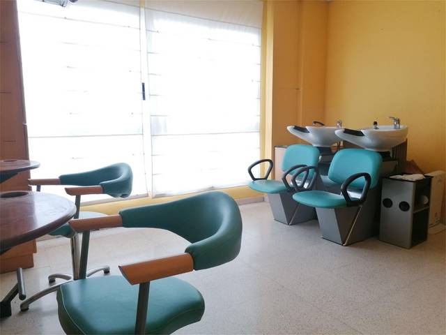 Local comercial en Venta en Avenida Ancha de Castelar, 99 en Norte