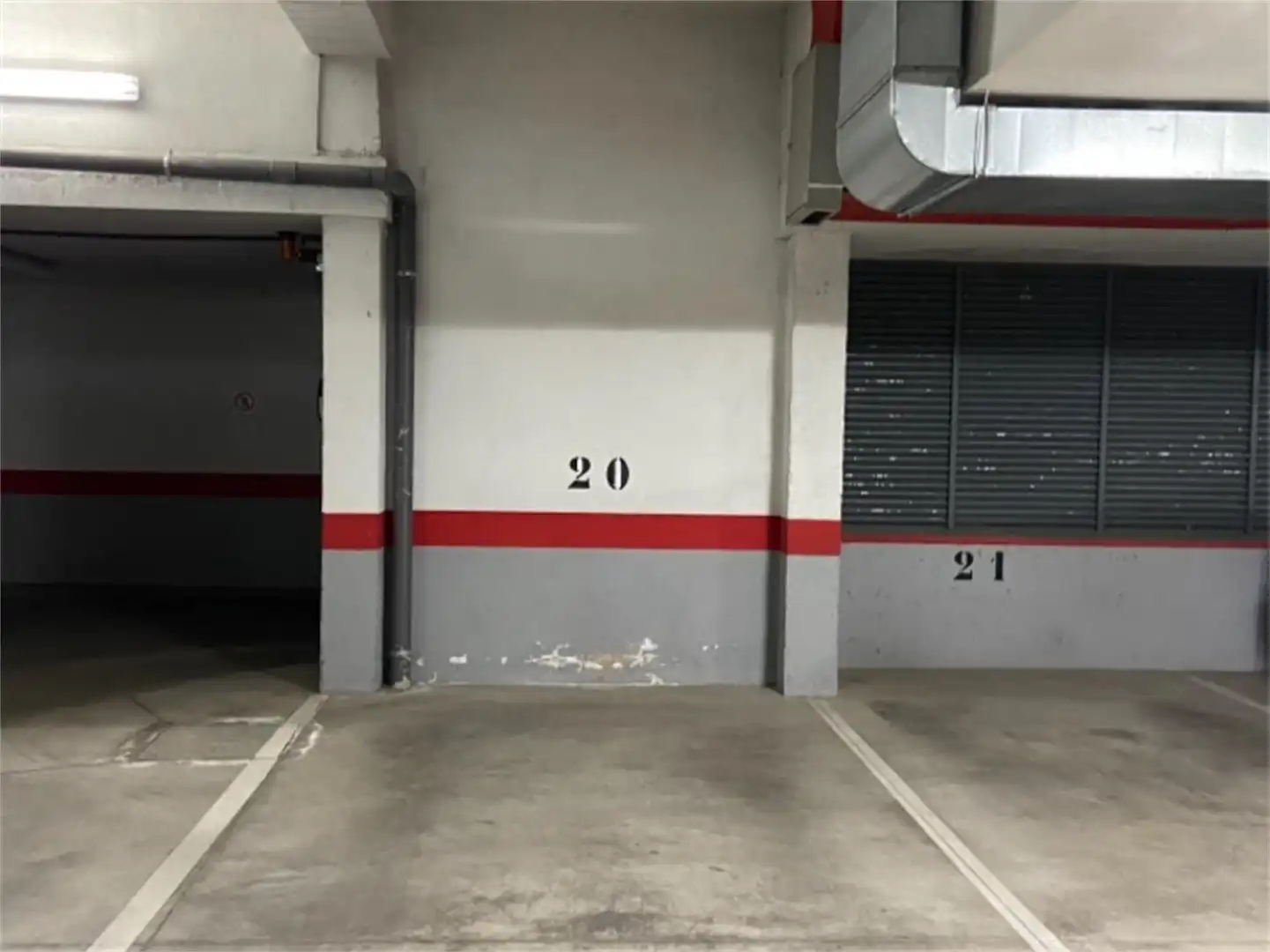 Garage for rent in Calle José María Cavero, San Pascual Parking of Garage for rent in Madrid