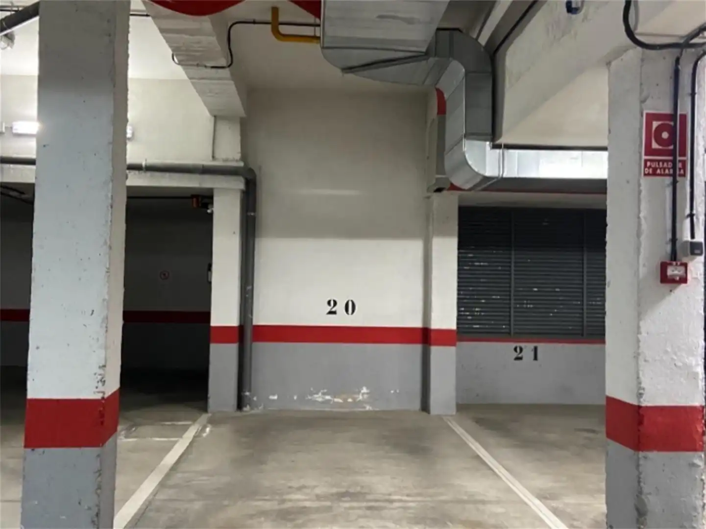 Garage for rent in Calle José María Cavero, San Pascual Parking of Garage for rent in Madrid
