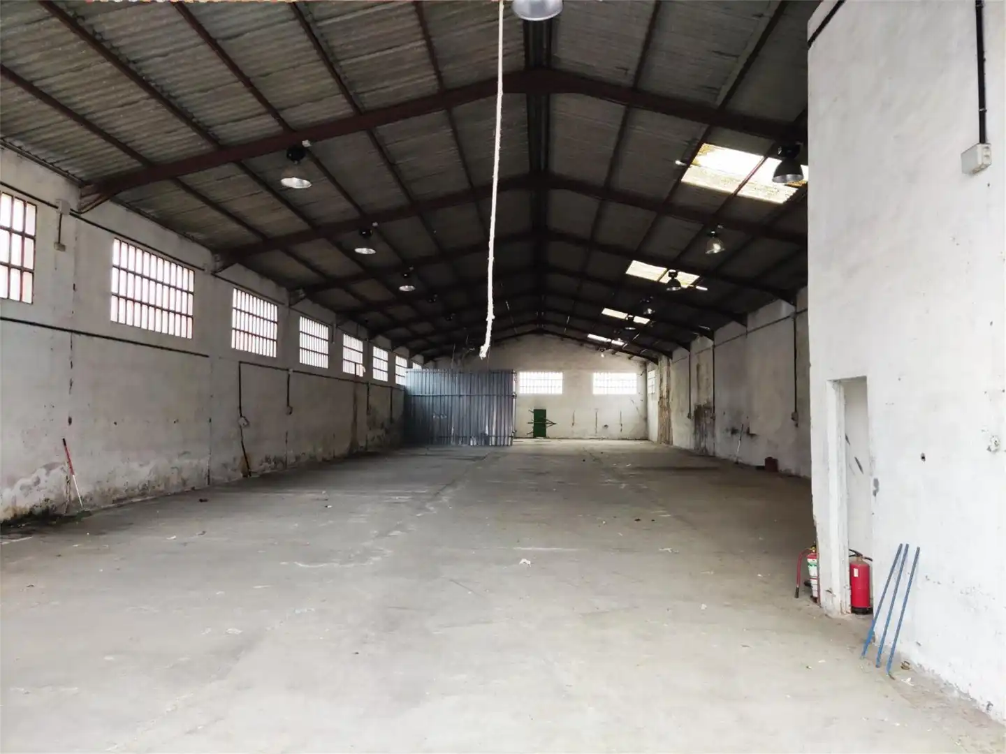 Nave industrial de alquiler en Calle Lanzarote, Humanes de Madrid Nave industrial de alquiler en Humanes de Madrid