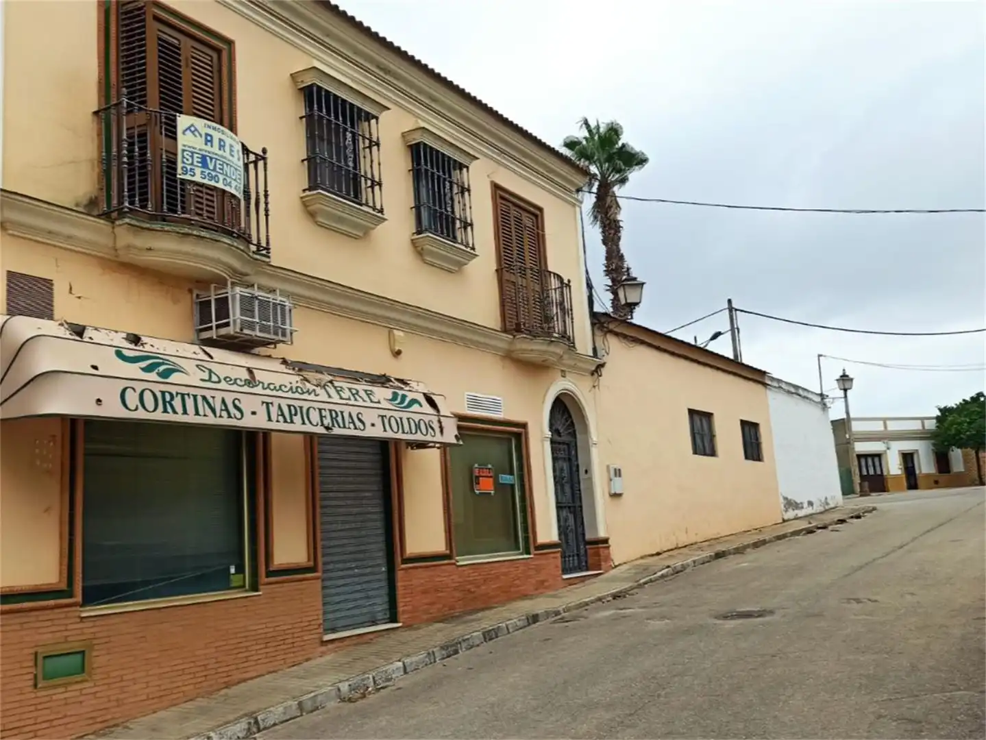 Vista exterior de Local de alquiler en Cañada Rosal con Aire acondicionado