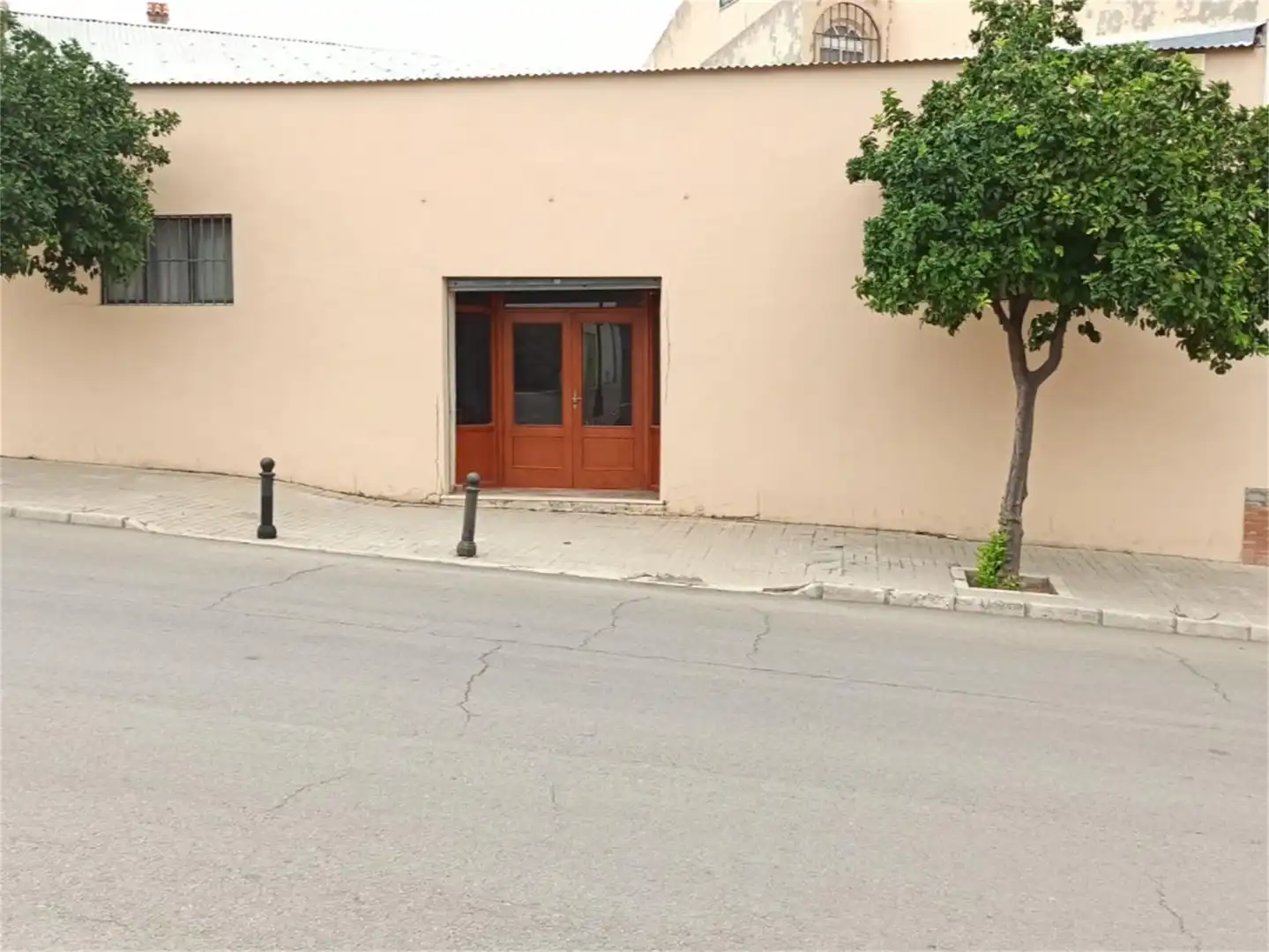 Vista exterior de Local de alquiler en Cañada Rosal con Aire acondicionado