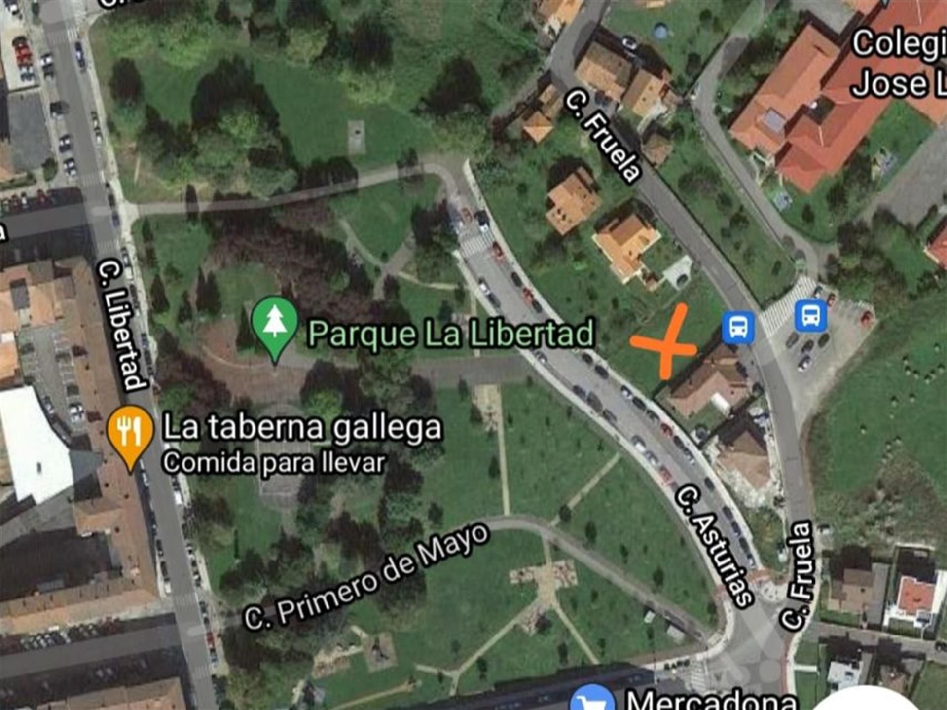 Terreno en venta en Castrillón