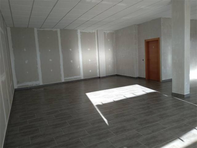 Local comercial en Alquiler en Calle Olivón, 18 en Dúrcal