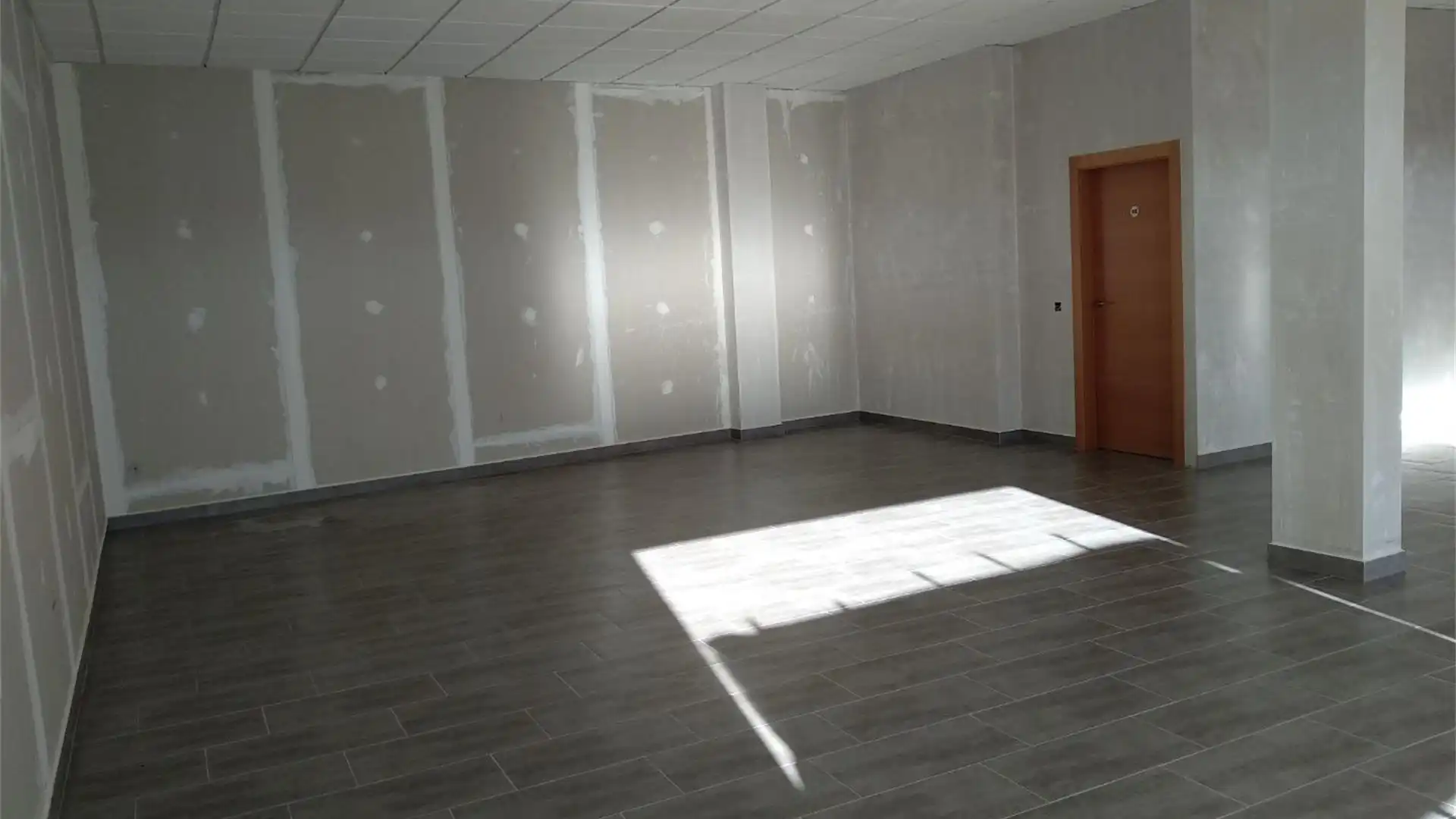 Local de alquiler en Dúrcal con Aire acondicionado y Calefacción