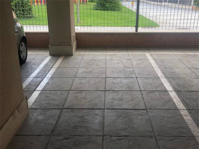 Garaje en Alquiler en Paseo de la Alameda de Osuna, 48H en Alameda de Osuna