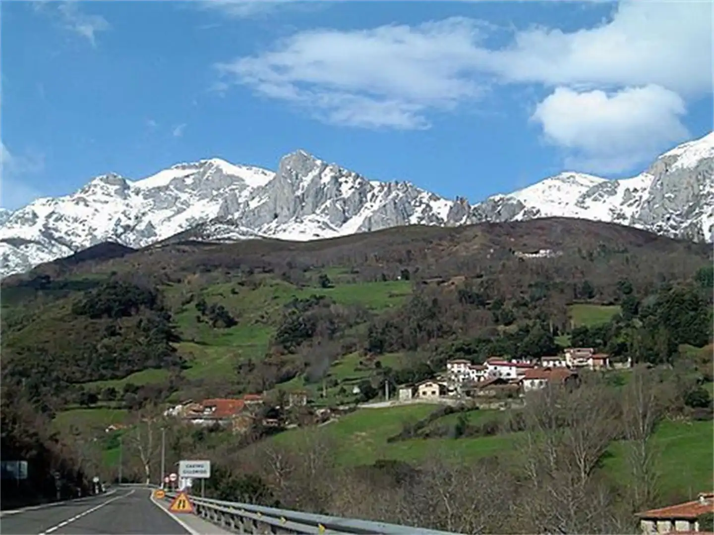 Exterior view of Country homes for sale in Cillorigo de Liébana