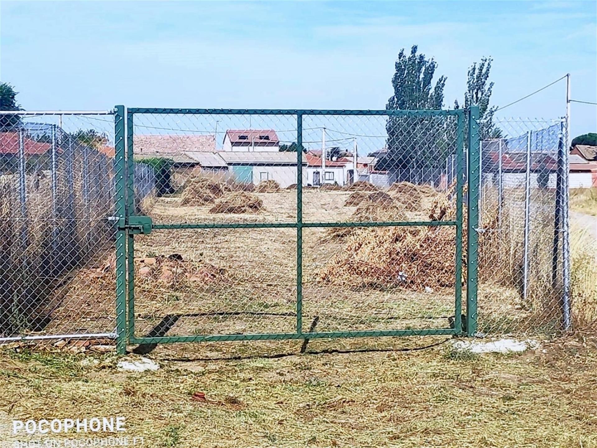Land for sale in Pajares de Adaja