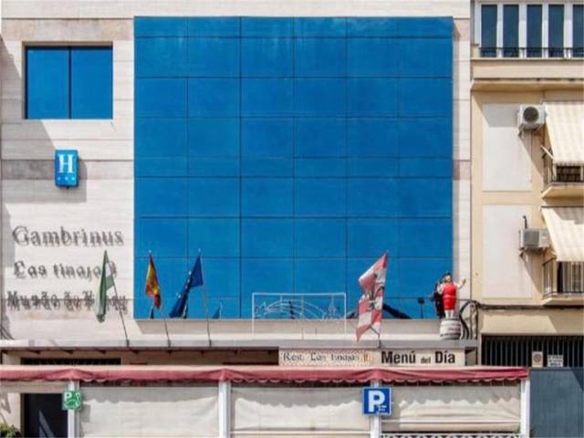 Garaje en Alquiler en Calle Río de la Hoz en Montilla