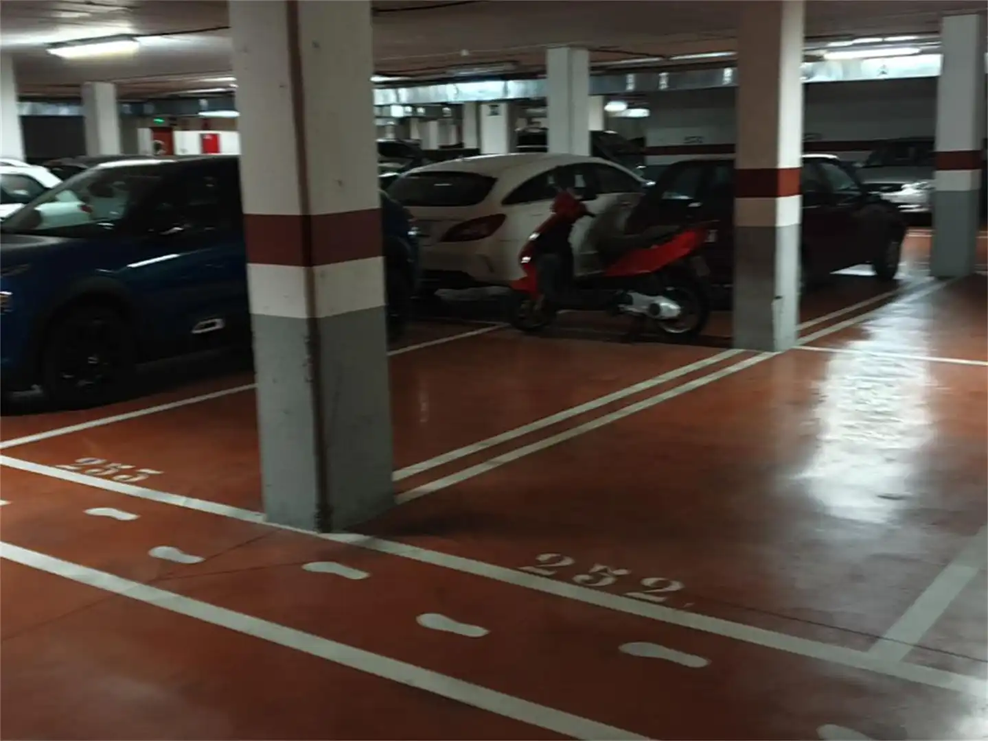 Garaje de alquiler en Calle Río Tajuña, Venecia - Nueva Alcalá Parking de Garaje de alquiler en Alcalá de Henares