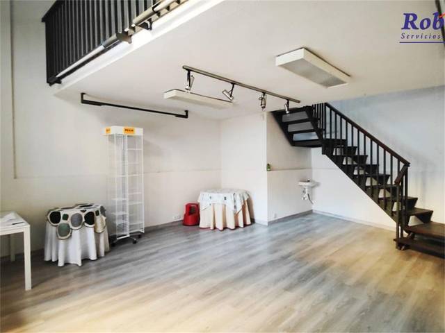 Local comercial en Alquiler en Plaza Pedro Dávila en Murallas