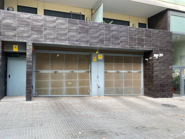 Garaje en Alquiler en Carrer de Sant Jordi, 14 en La Plana