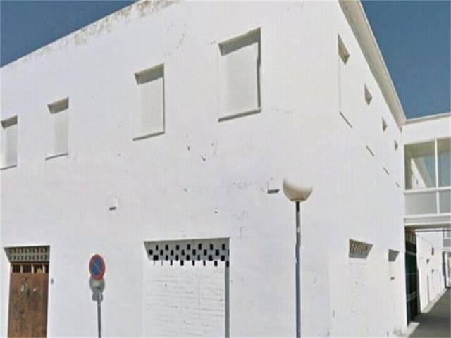 Local comercial en Venta en Calle Ibiza, 68 en Gelves