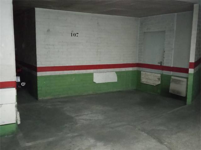 Garaje en Alquiler en Calle Tórtola, 19 en Pajarillos Bajos