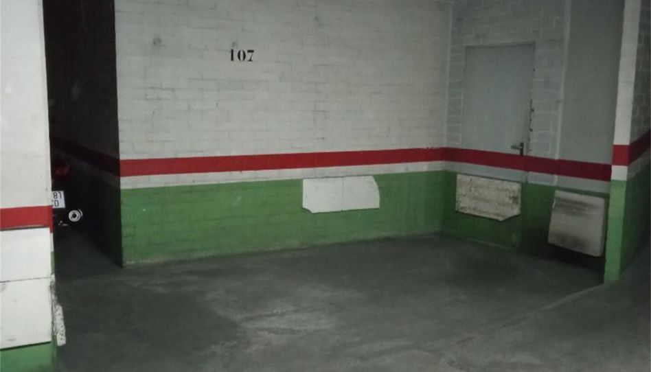 Garaje de alquiler en Calle Tórtola, 19, Pajarillos Bajos, Valladolid Capital - imagen 1 Foto 1 de Garaje de alquiler en Calle Tórtola, 19, Pajarillos Bajos, Valladolid Capital