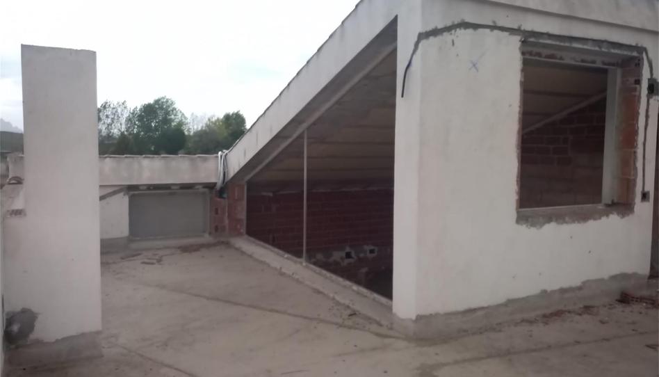 Casa adosada en venda a Calle Los Blanchares, 12, Almedinilla, Córdoba - imatge 1 Foto 1 de Casa adosada en venda a Calle Los Blanchares, 12, Almedinilla, Córdoba