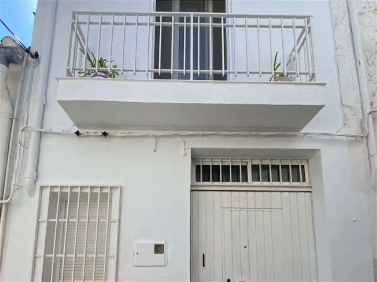 Vista exterior de Casa adosada en venta en Yátova con Aire acondicionado, Terraza y Balcón