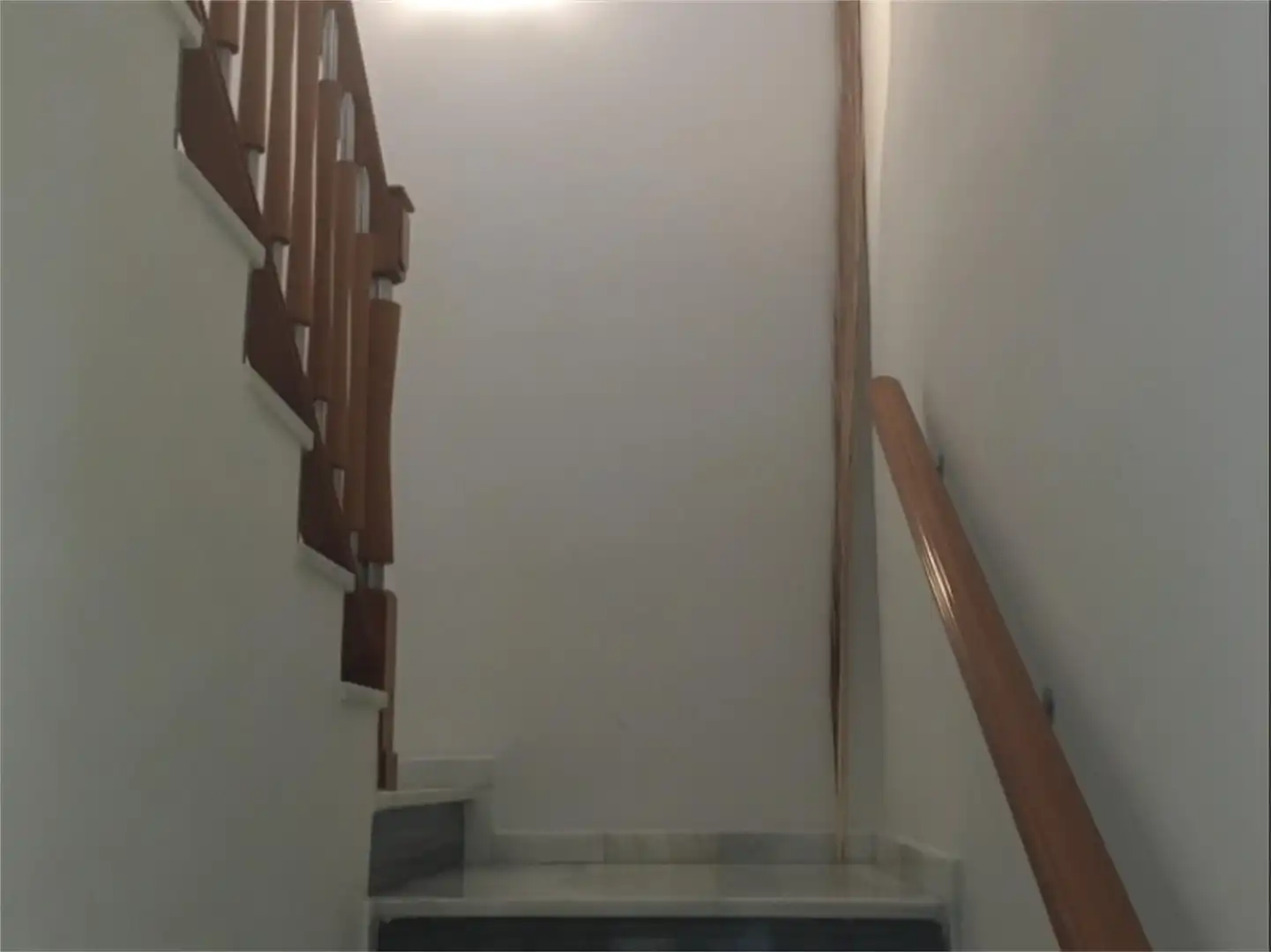 Casa adosada en venta en Tomelloso con Aire acondicionado, Calefacción y Amueblado