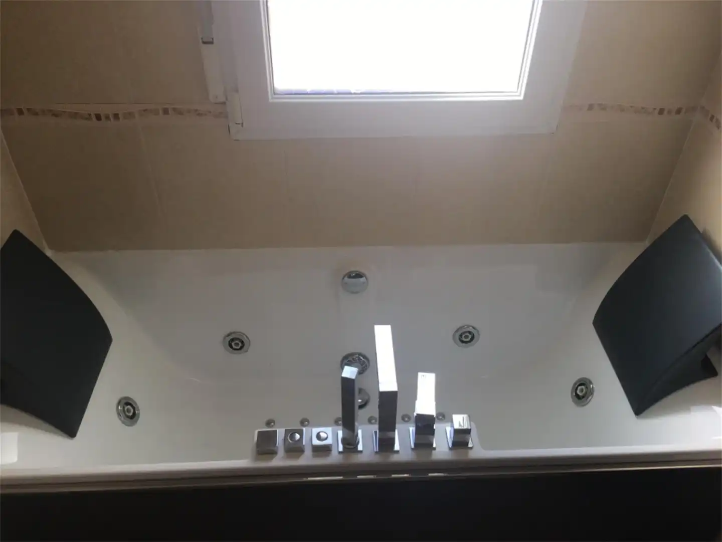 Baño de Casa adosada en venta en Tomelloso con Aire acondicionado, Calefacción y Amueblado