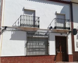 Vista exterior de Pis en venda en Cuevas del Becerro