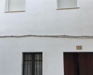 Exterior view of House or chalet for sale in Los Palacios y Villafranca  with Air Conditioner and Terrace