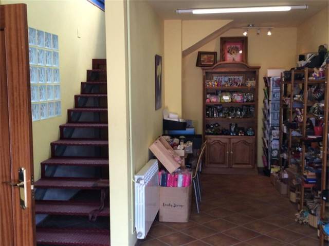 Local comercial en Venta en Calle Arcatxa en Adurtza