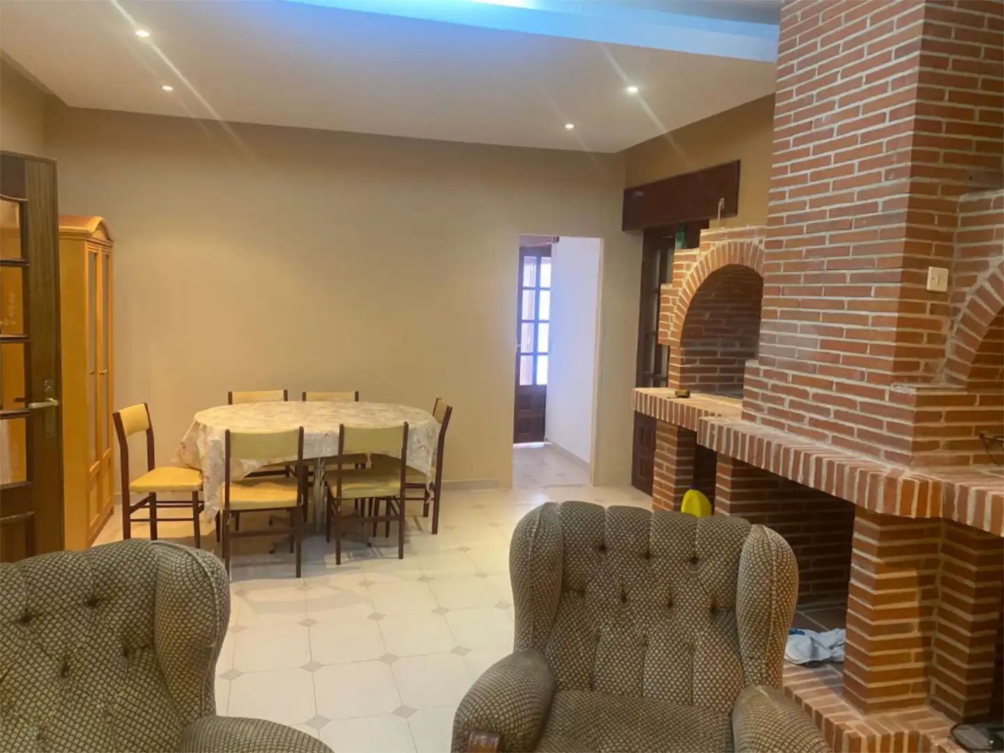Piso en venta en Paseo de Fuera, Madrigal de las Altas Torres Comedor de Piso en venta en Madrigal de las Altas Torres con Calefacción y Terraza
