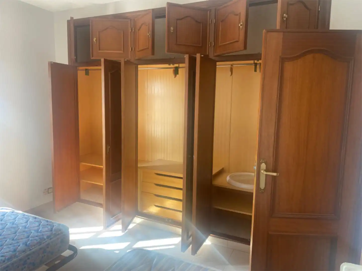 Piso en venta en Paseo de Fuera, Madrigal de las Altas Torres Habitación de Piso en venta en Madrigal de las Altas Torres con Calefacción y Terraza