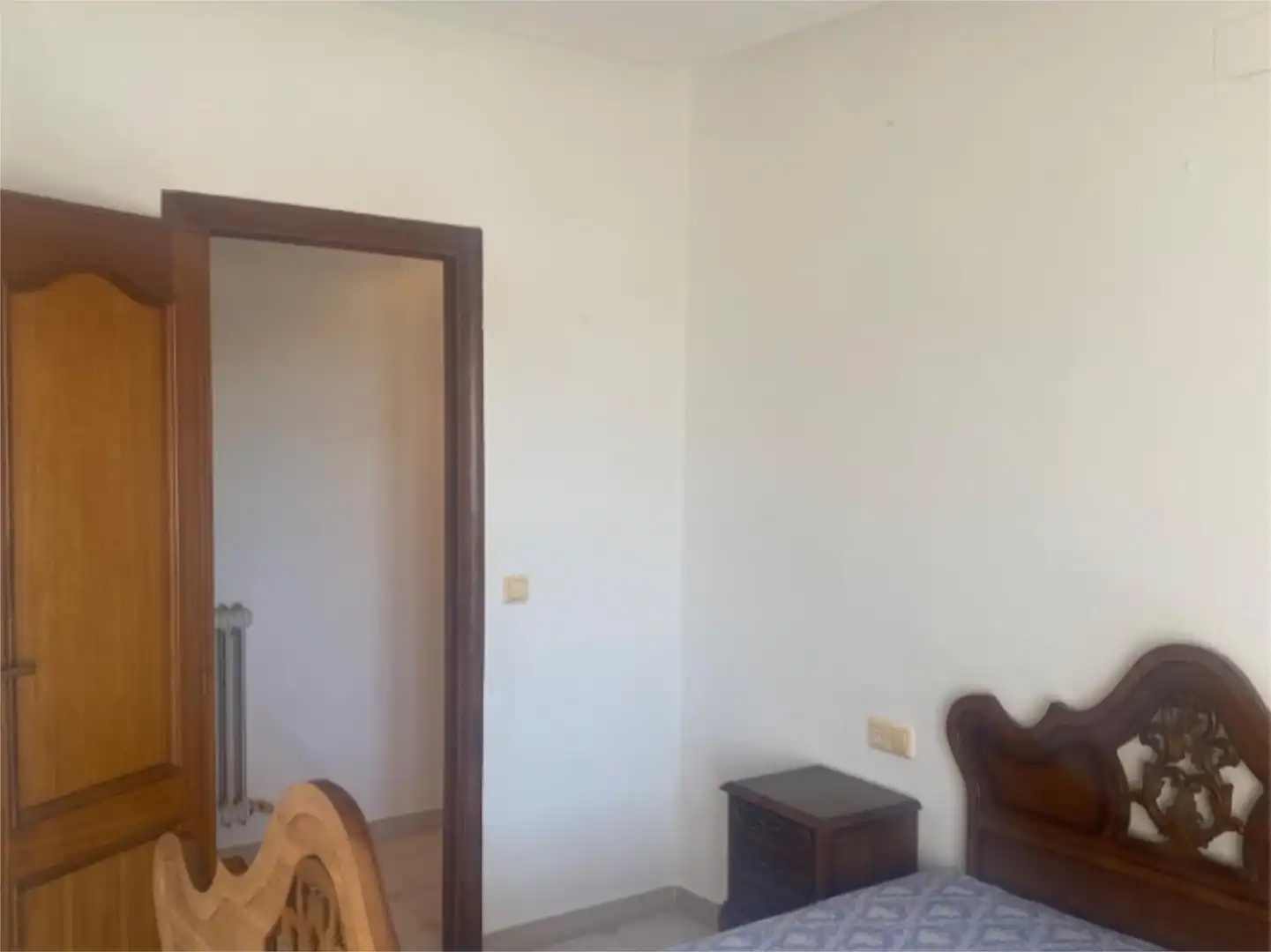 Piso en venta en Paseo de Fuera, Madrigal de las Altas Torres Habitación de Piso en venta en Madrigal de las Altas Torres con Calefacción y Terraza