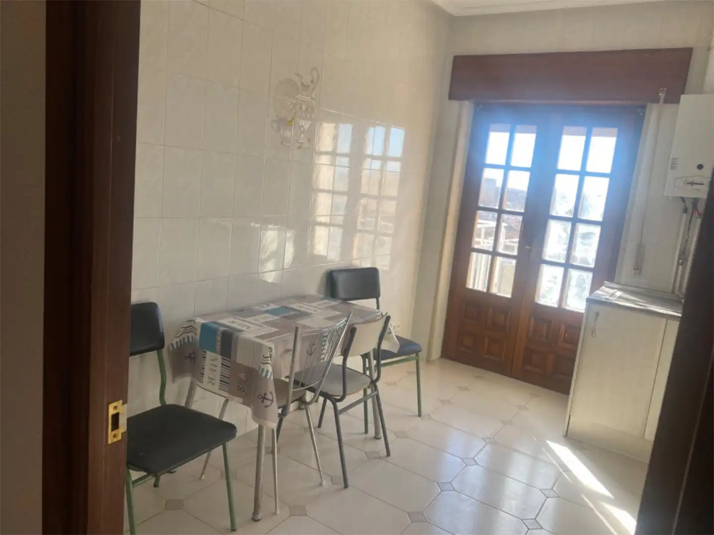 Piso en venta en Paseo de Fuera, Madrigal de las Altas Torres Comedor de Piso en venta en Madrigal de las Altas Torres con Calefacción y Terraza