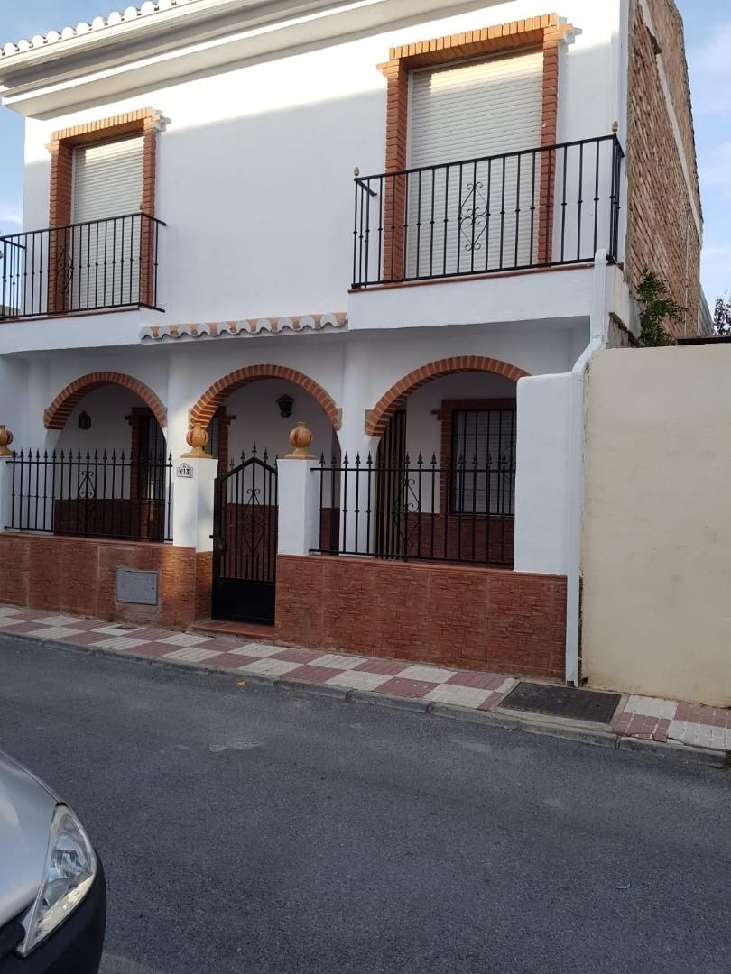 Exterior view of Single-family semi-detached for sale in El Valle  with Terrace and Balcony