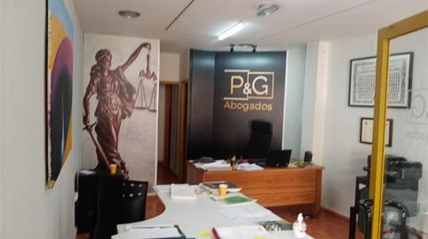 Photo 2 of Premises to rent in Calle Rafaela, Los Castillejos - La Trinidad, Málaga