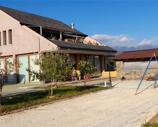 Vista exterior de Casa o xalet en venda en Montferrer i Castellbò amb Aire condicionat, Terrassa i Piscina