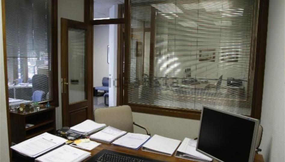 Foto 1 de Oficina de lloguer a Calle de Antonio de Sucre, 1, Santiago - Arana, Araba - Álava