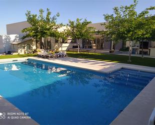 Piscina de Casa o xalet en venda en Lorca